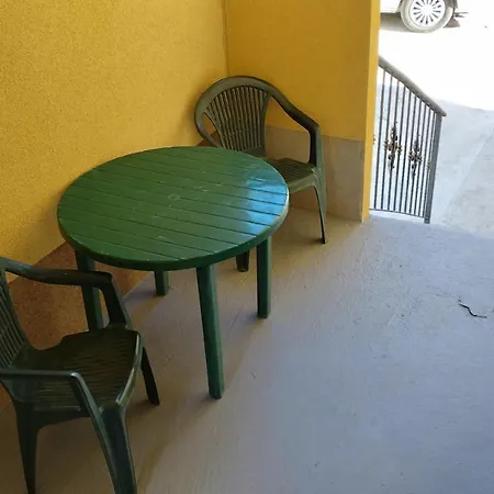 In A Quiet Neighborhood Apartment Dugi Rat